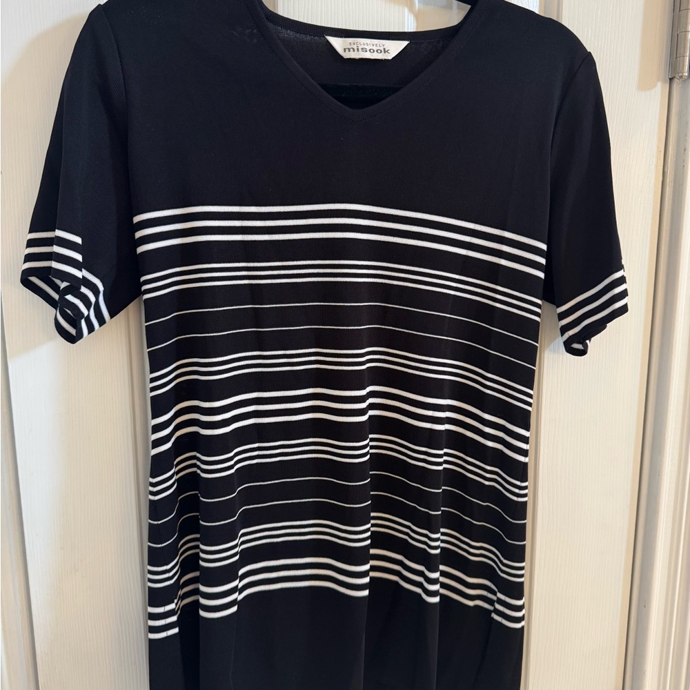 Misook Black & White Horizontally Striped Top/Tunic